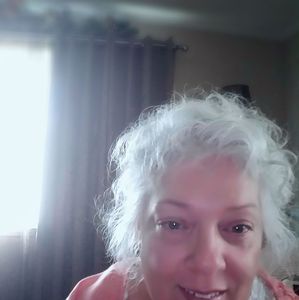 Meet your Posher, Debra